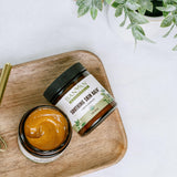 Bálsamo para piel seca de Banyan Botanicals, hidratación profunda.