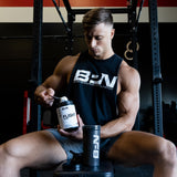 Uso en agua con BPN Flight Pre Workout, beneficio de enfoque y energía sostenida.