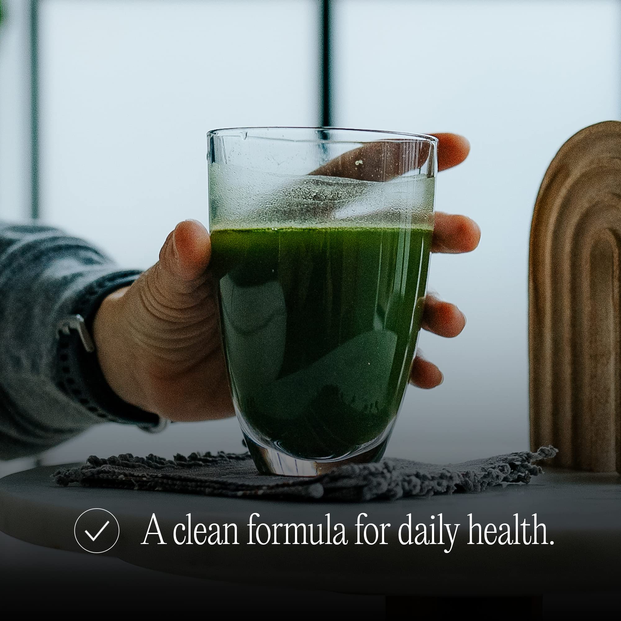 Bare Performance Nutrition Strong Greens: recomendado al despertar para empezar con vitalidad.