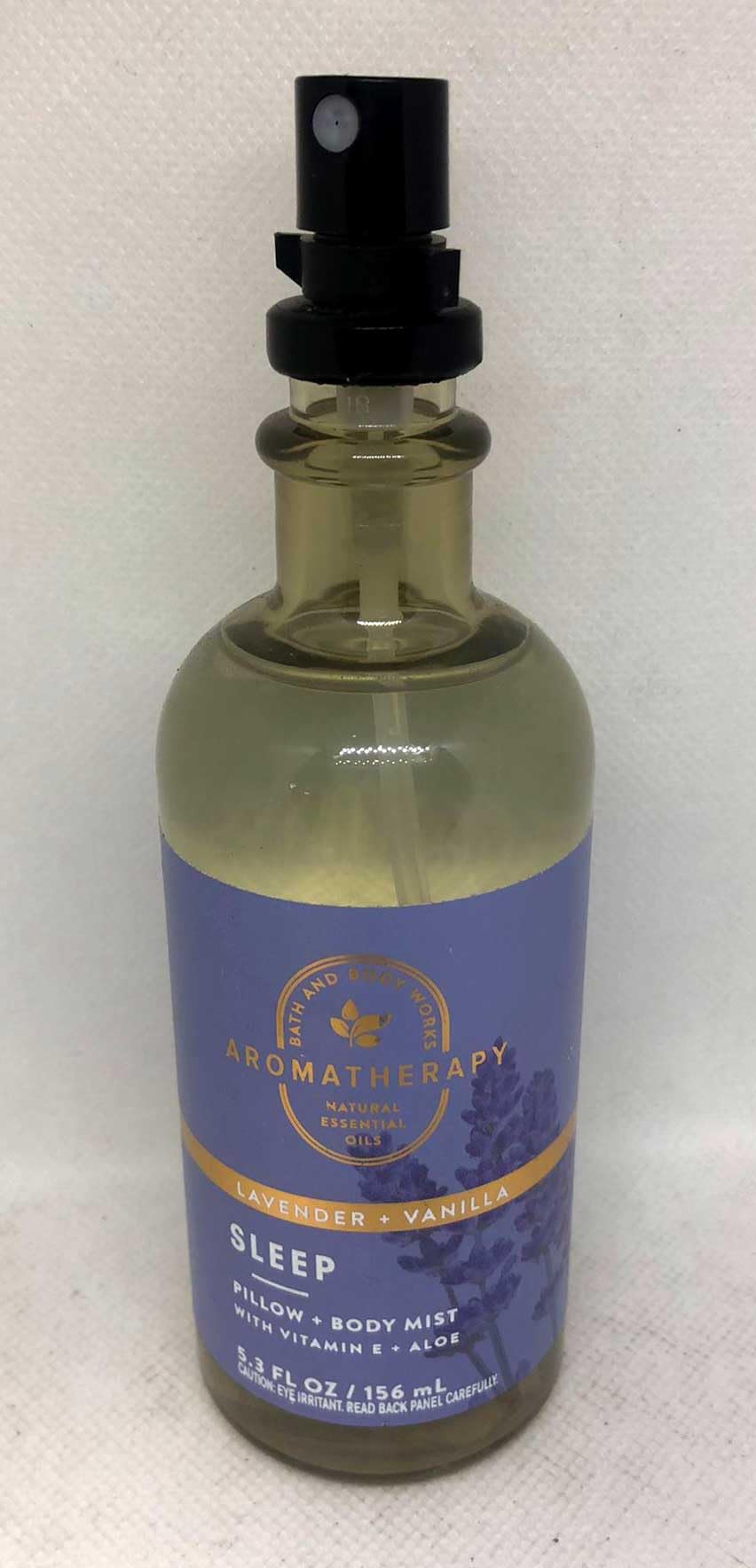 Ambiente relajante gracias a Bath & Body Works Pillow Mist en el dormitorio