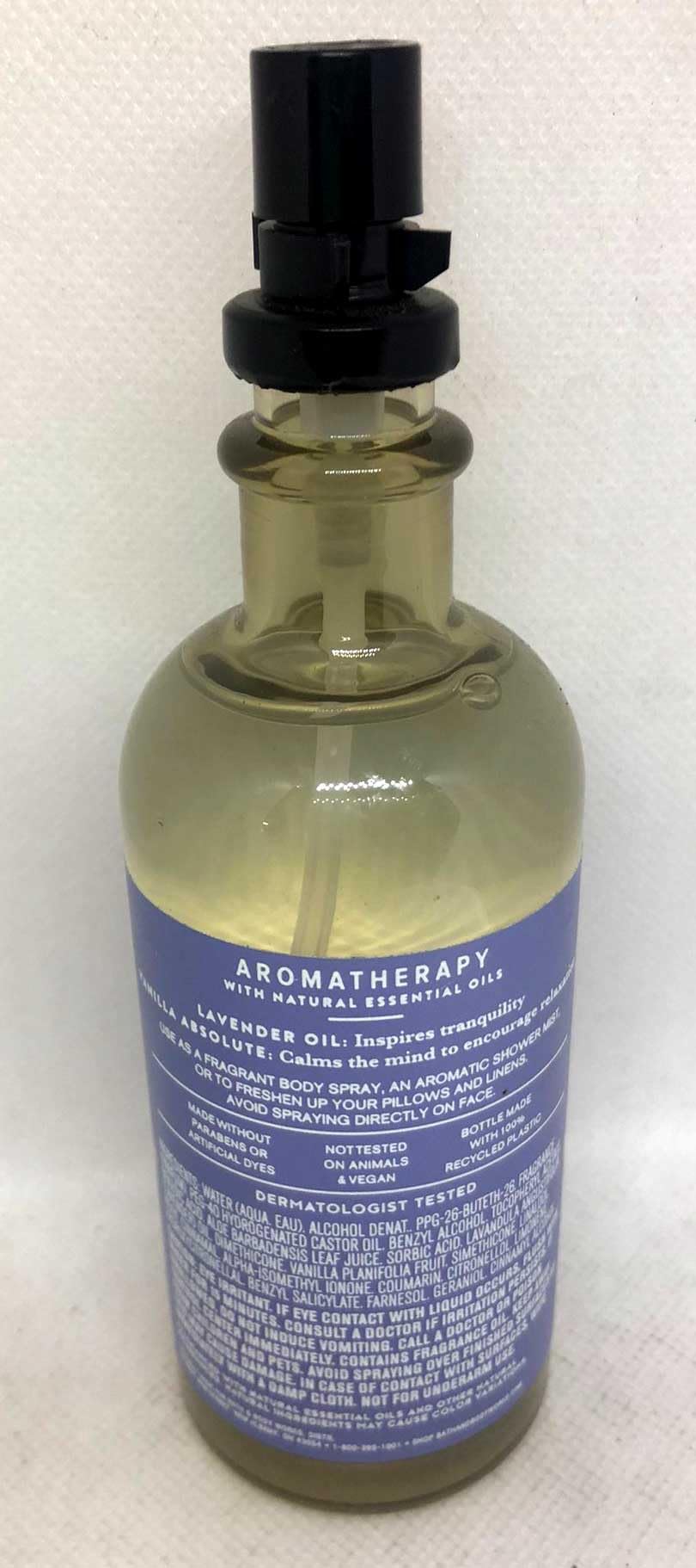 Pillow Mist de Bath & Body Works aplicado sobre la almohada para perfumar