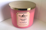 Vela Bath & Body Works White Barn tres-mechas con aceites esenciales ofrece fragancia envolvente