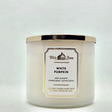 Vela Bath & Body Works White Barn en vaso de cristal blanco para ambientar espacios