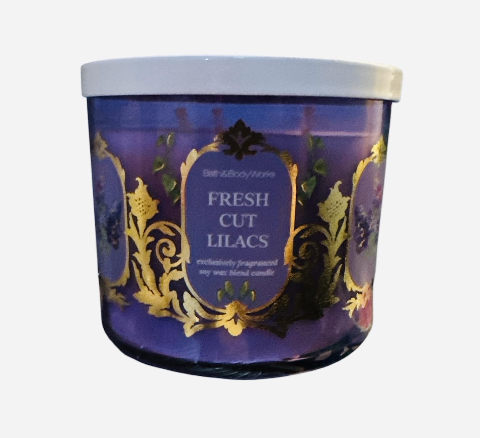 Bath & Body Works White Barn vela tres mechas lilas frescas para ambientar la primavera