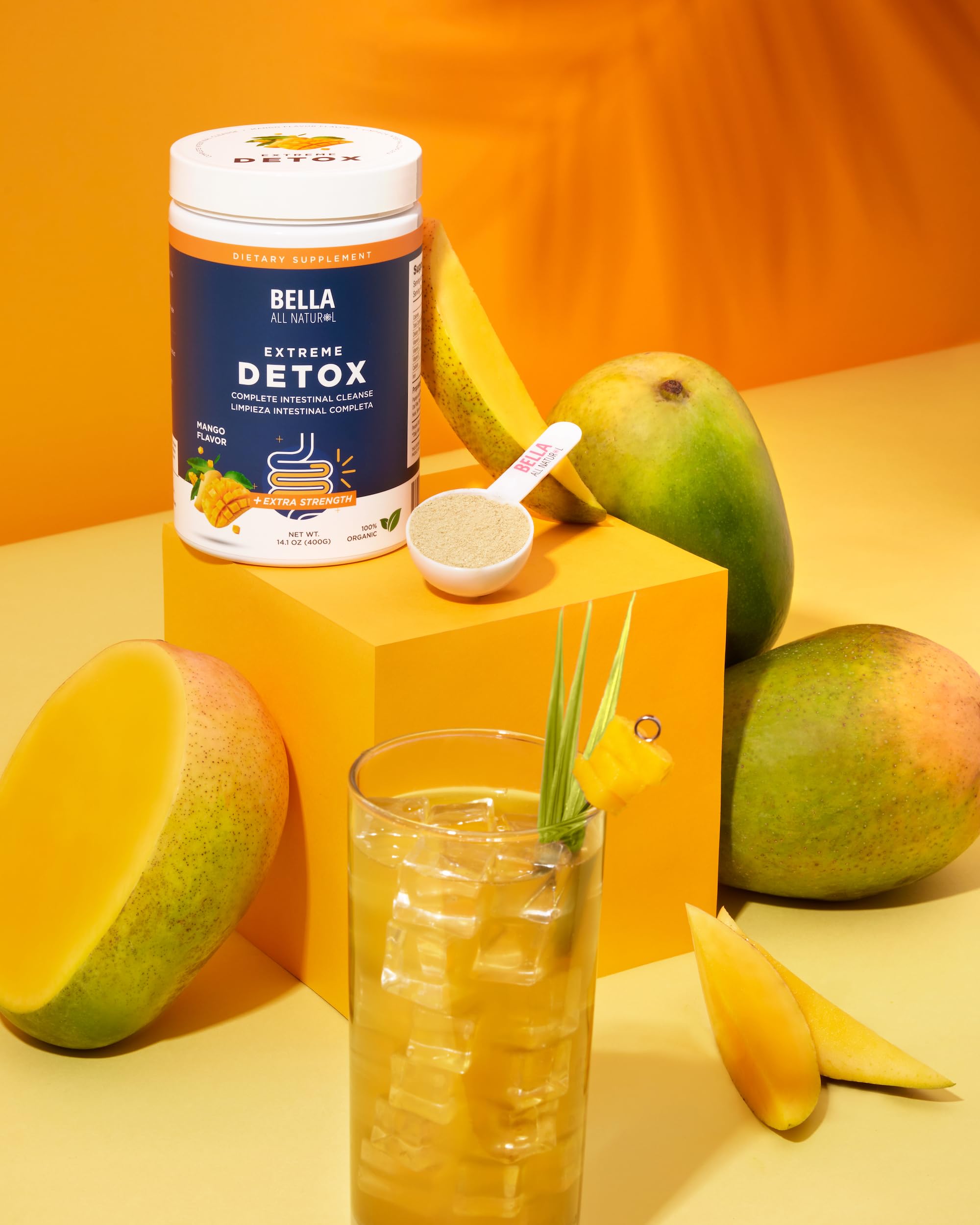 Bella All Natural Detox Mango, bote de polvo para mezclar con agua.