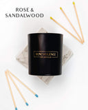Vela negra Benevolence LA para el hogar, ambiente sofisticado y aromático.