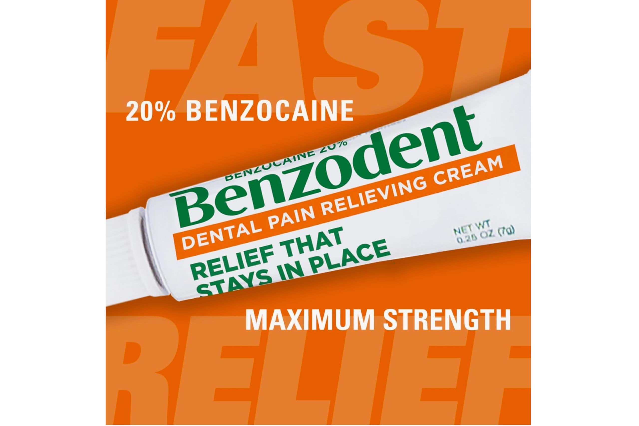 Textura cremosa de Benzodent, aplicación suave en encías sensibles.