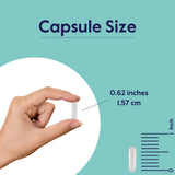 Botella abierta muestra cápsulas, calidad farmacéutica para uso diario.