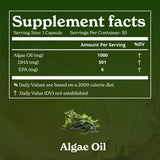 Cápsulas Better Alt Omega-3 de algas, primer plano, fuente vegetal de Omega-3.