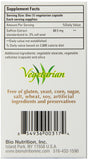 Bio Nutrition Azafrán Vegi-Caps frasco abierto: fácil acceso y dosificación diaria.