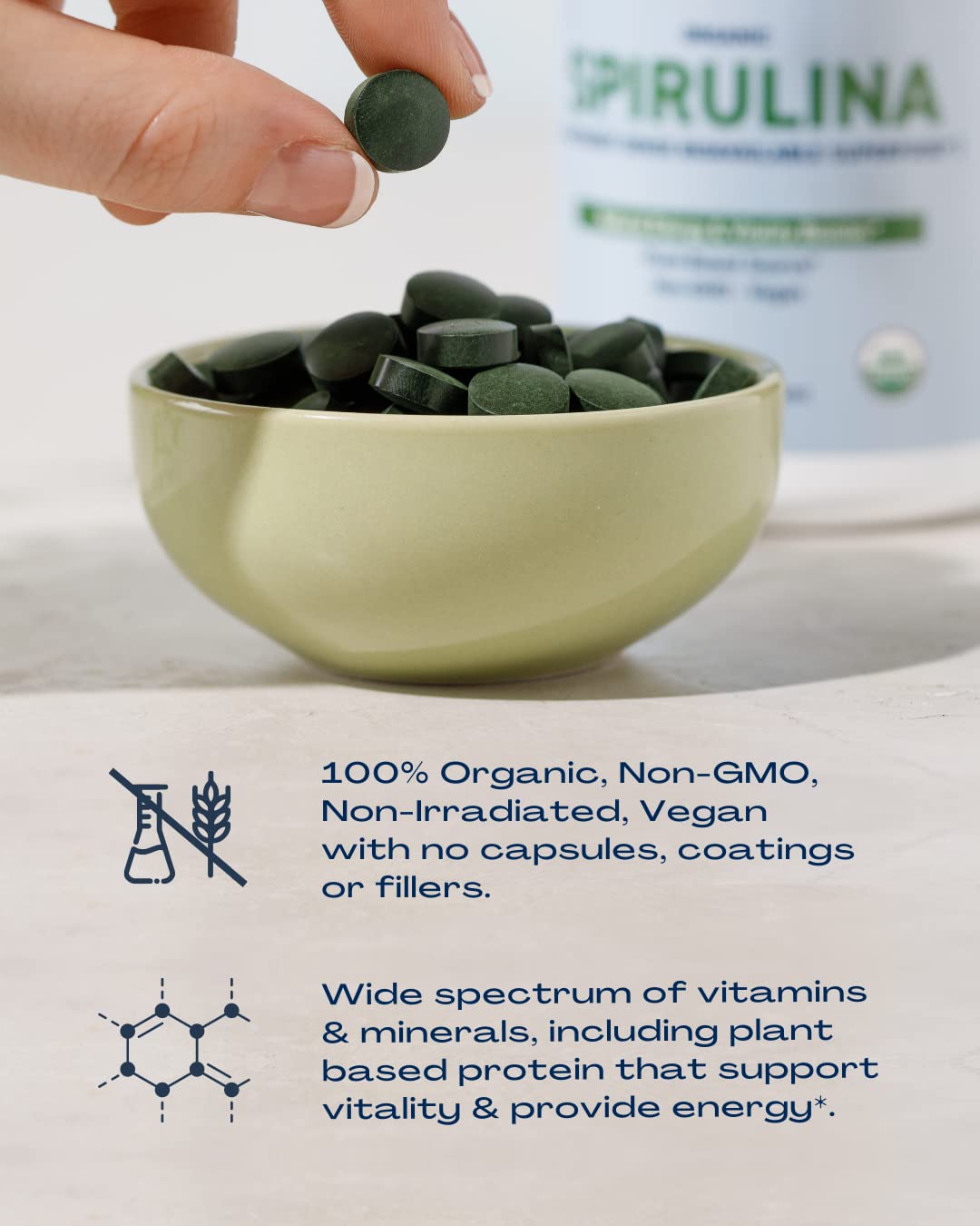 BioOptimal Spirulina 100% pura, sin recubrimientos ni cápsulas innecesarias.