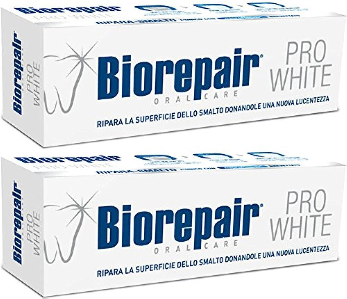 Biorepair Pro White, tubo de pasta dental, reparación suave del esmalte para sonrisa clara.