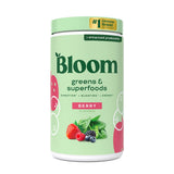 Bloom Nutrition: polvo verde se vierte en un vaso para impulsar vegetales.
