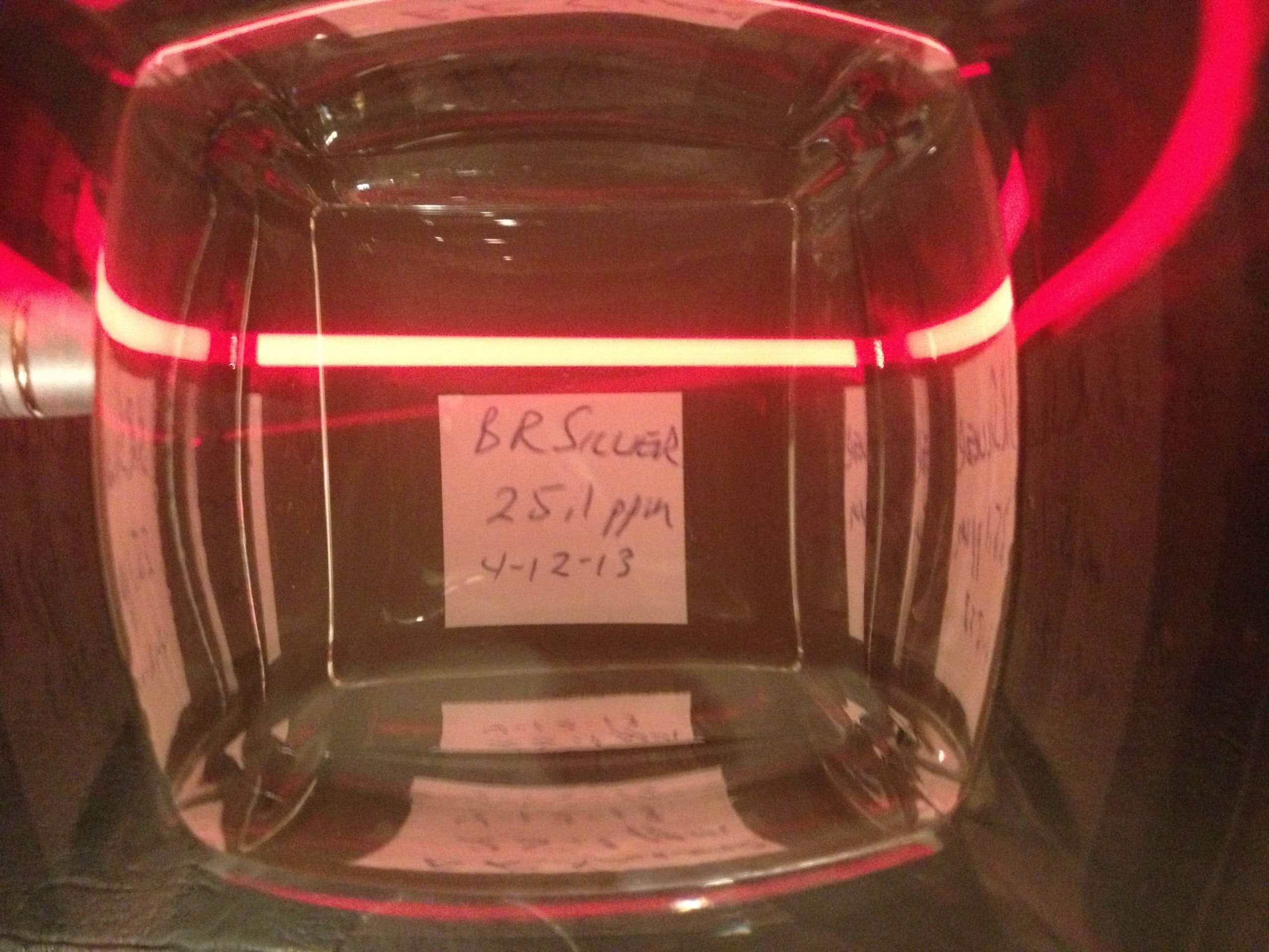 Blue Ridge Silver, tapa práctica para almacenamiento y uso diario.