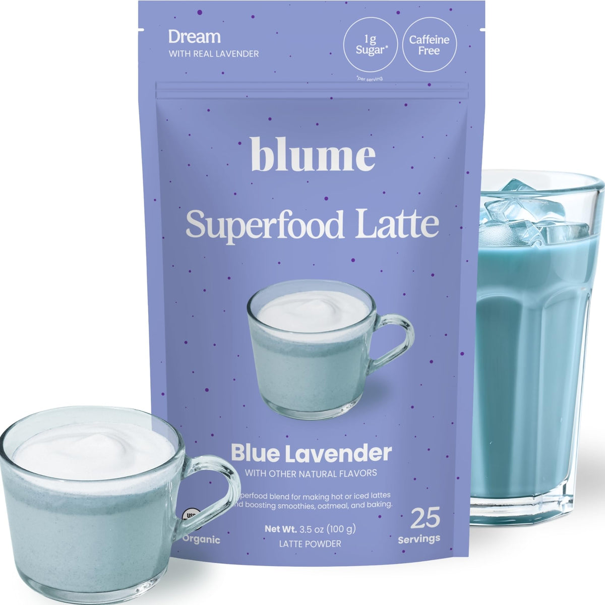 Blume Latte Superfoods: taza con polvo azul lavanda para relajación nocturna.