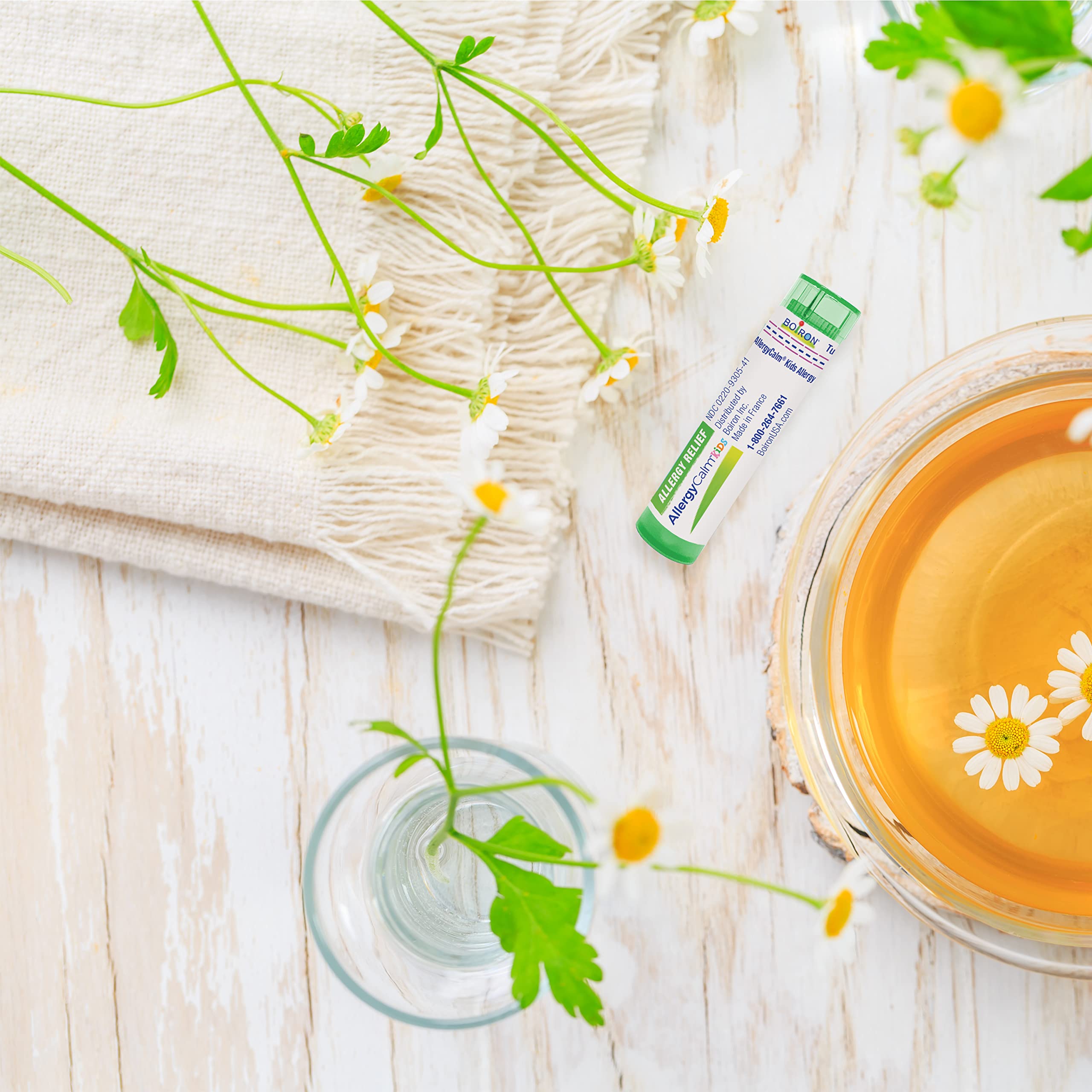 Boiron AllergyCalm Niños: envase con tres tubos para facilitar la dosificación.