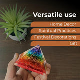 Bombay Crystals Export – pirámide orgonita para Reiki y enfoque durante sesiones.