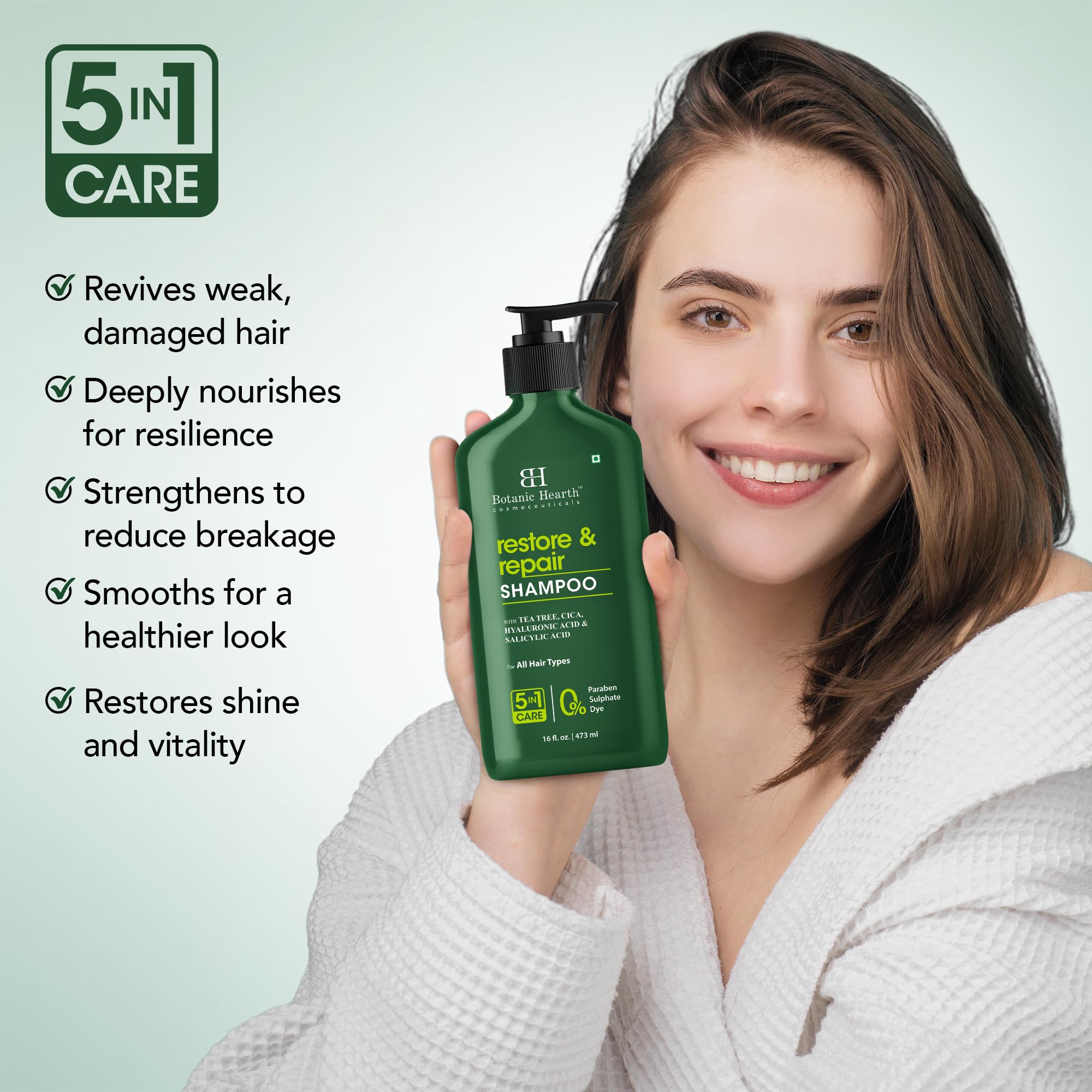 Botanic Hearth Champú, primer plano de espuma; limpieza profunda sin resequedad.