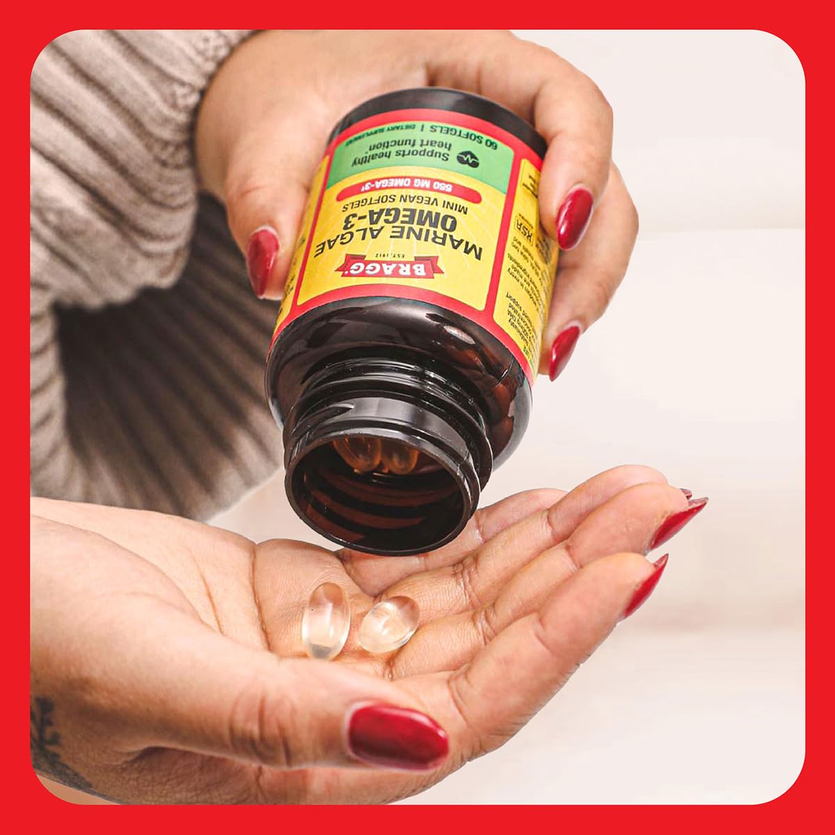 Bragg Omega-3 vegano cápsulas de origen vegetal para una opción sostenible.