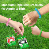 Pulsera antimosquitos BuggyBands para niños, cómoda y segura al aire libre.