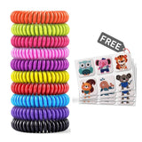 Pulseras BuggyBands antimosquitos en colores brillantes para actividades al aire libre.