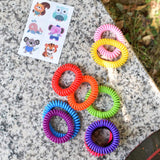 Uso en muñecas, tobillos o cabello con BuggyBands.