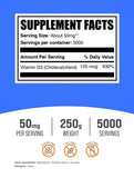 BulkSupplements Vitamina D3 en polvo: cuchara medidora para añadir a batidos.