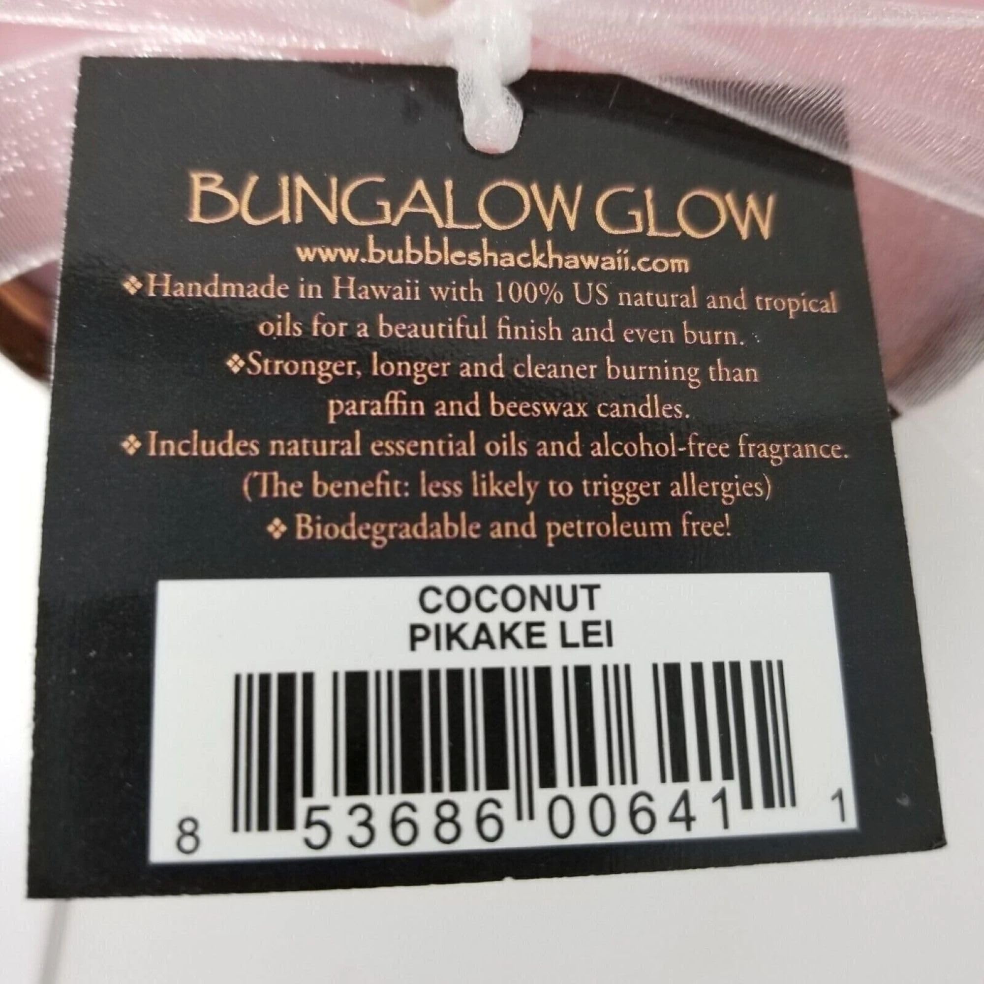Uso en dormitorio con vela BUNGALOW GLOW para ambiente relajante