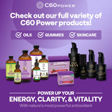 Vierto C60 Purple Power en una cuchara para dosis diaria.