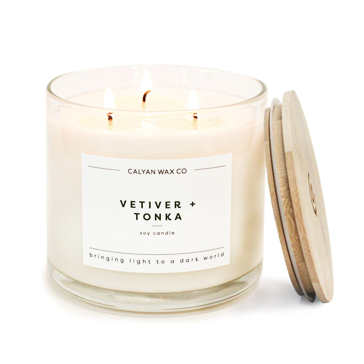 Calyan Wax Co. vela Vetiver & Tonka en vaso grande para espacios amplios