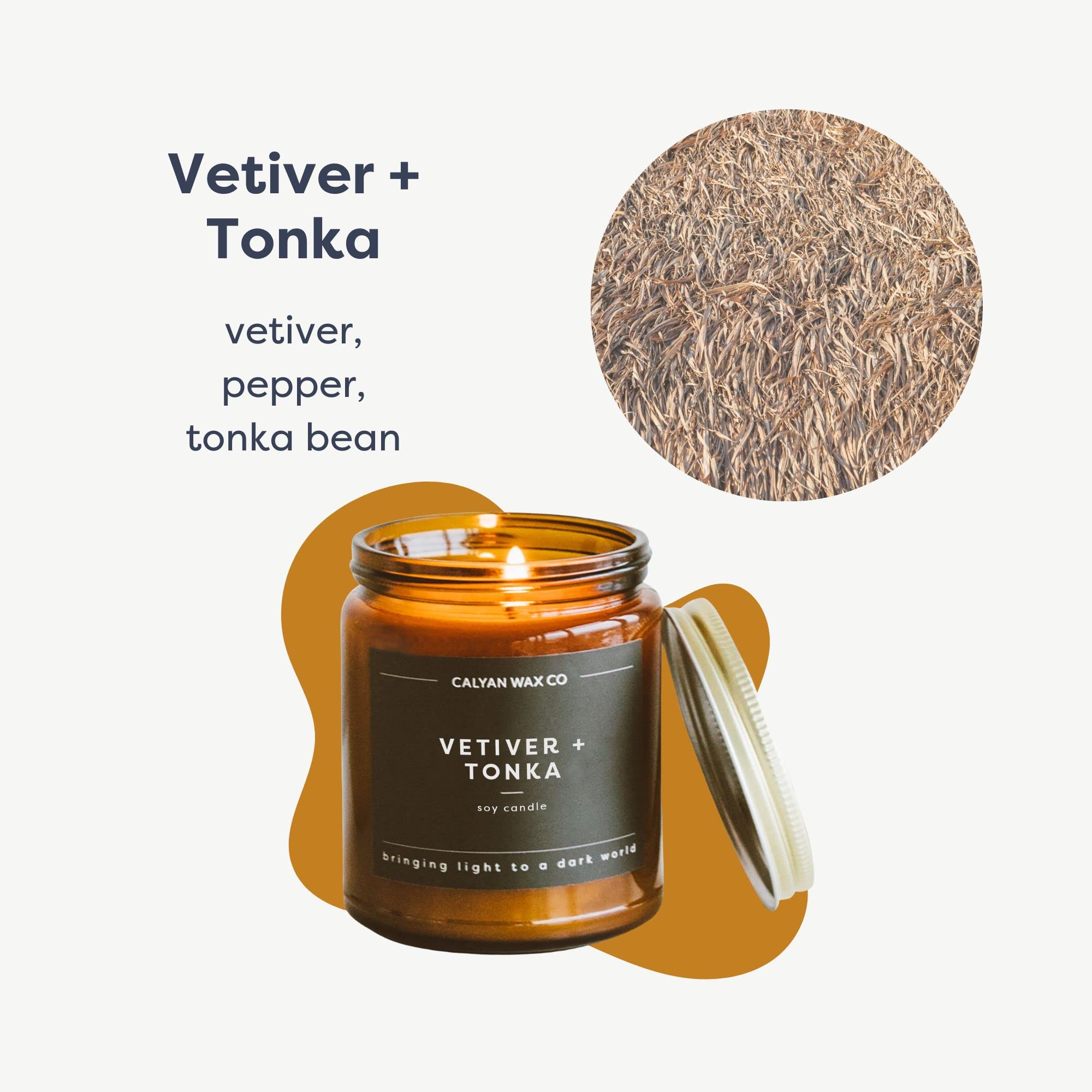 Calyan Wax Co. Vela de soja en frasco ámbar, detalle de etiqueta elegante para tu hogar.