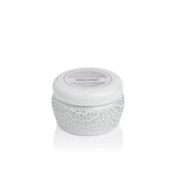 Capri Blue Volcano White Mini Tin Candle, vela frontal, aroma vibrante para espacios pequeños