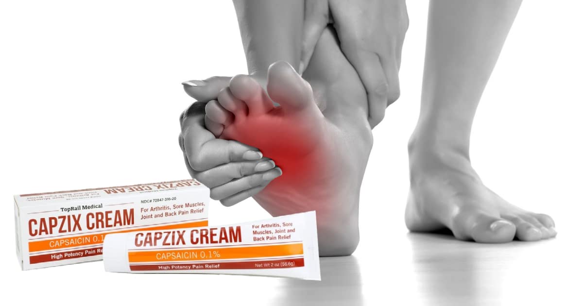 Capzix Cream aplicada con la mano para calentar la zona dolorida