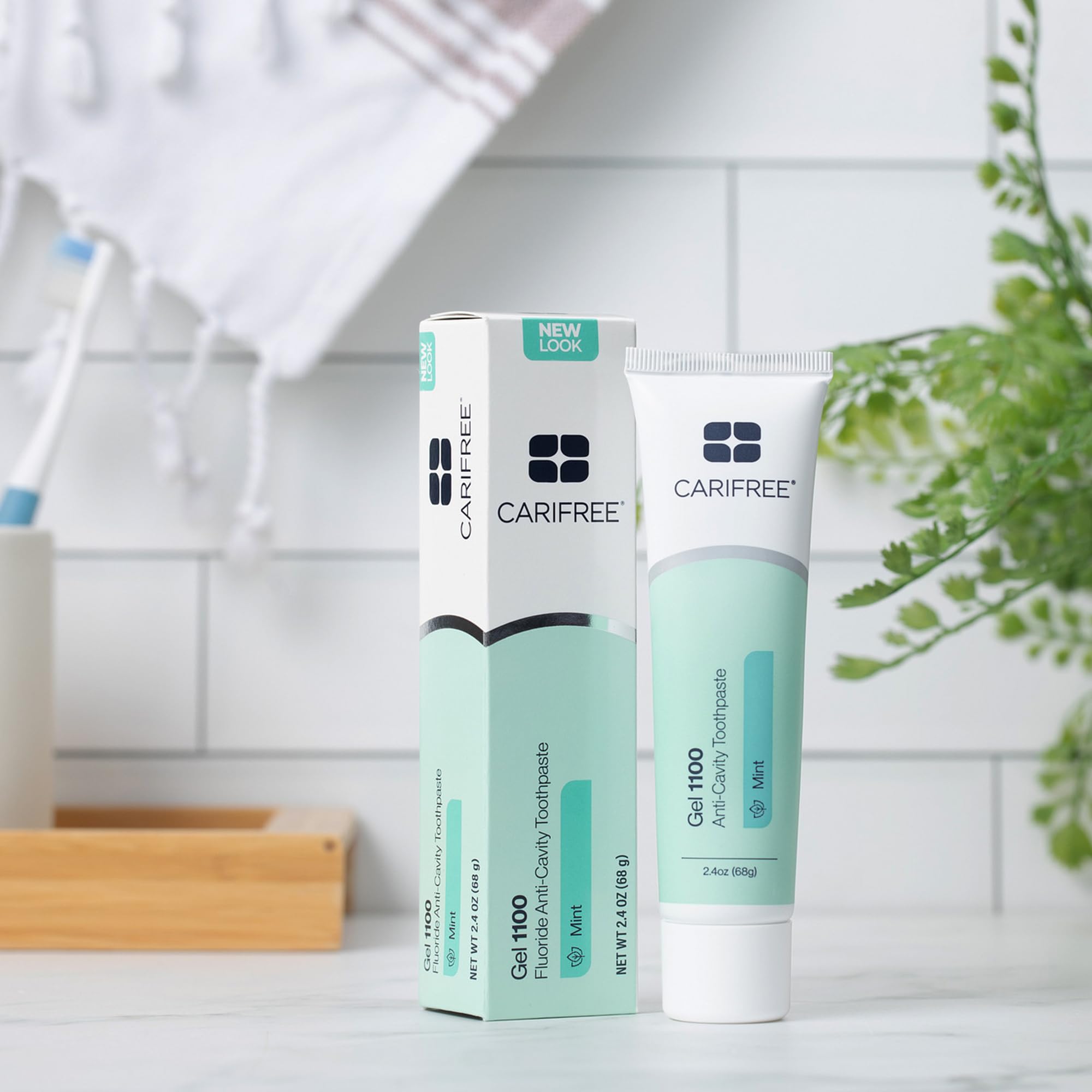 CariFree Gel 1100 Menta: aplicación puntual en cepillo para uso cotidiano.