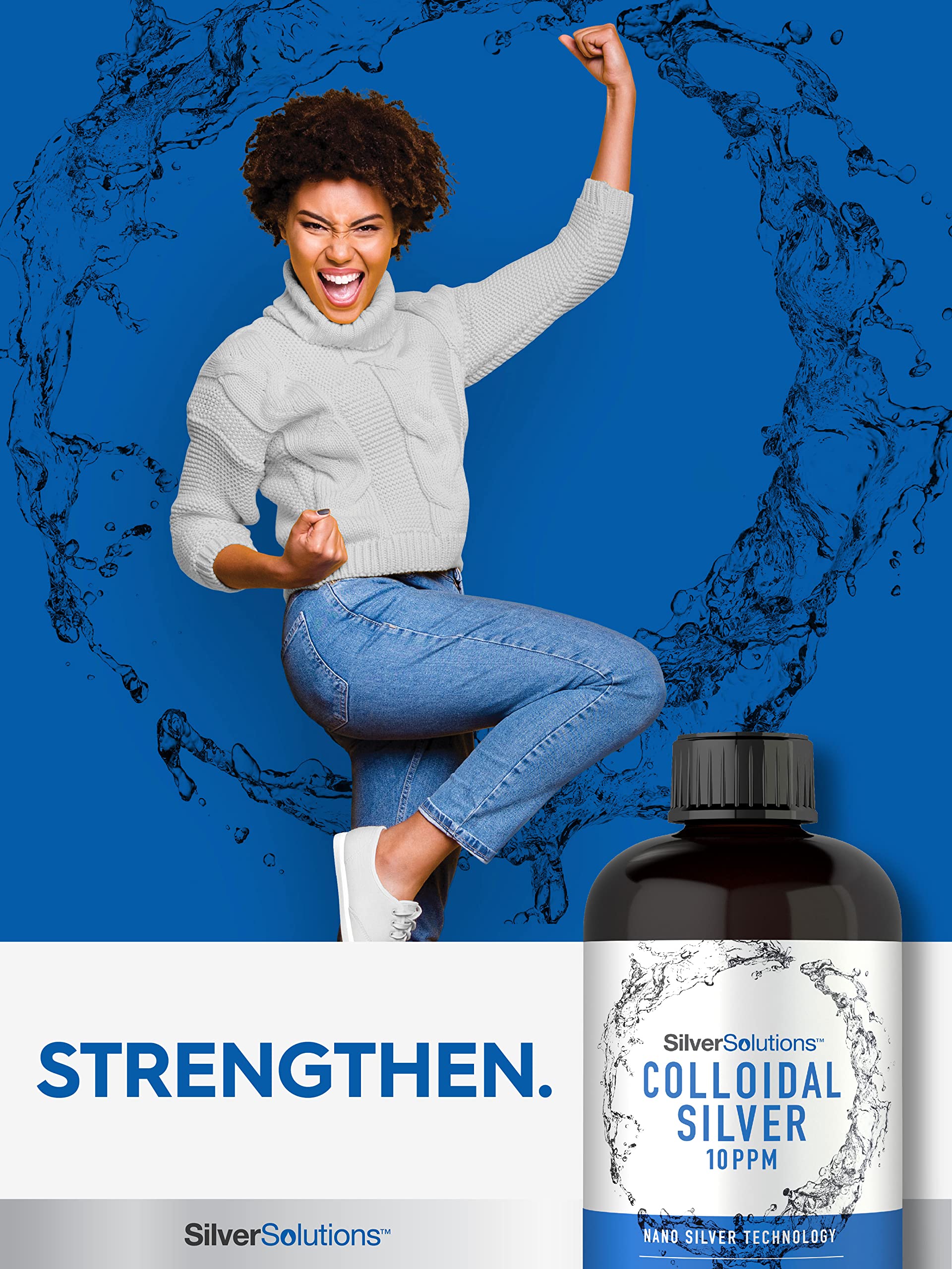 Mano sosteniendo la botella, lista para usar Carlyle Colloidal Silver.