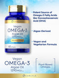 Carlyle Omega-3 mano sosteniendo cápsulas, fácil consumo diario