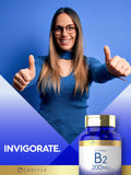 Carlyle Vitamina B2 200 mg: etiqueta indica ingredientes clave.