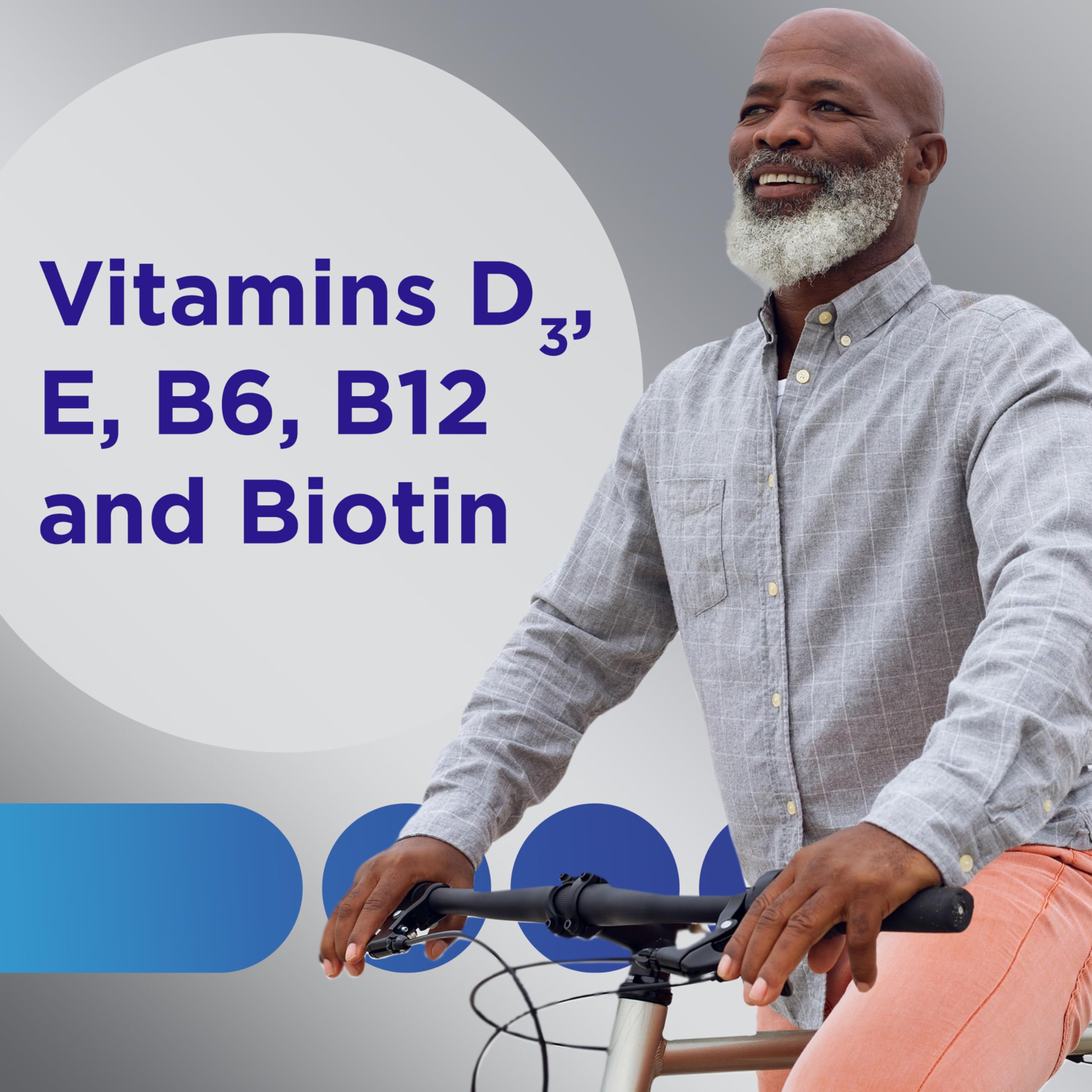 Etiqueta de Centrum MultiGummies para información de vitaminas y uso.
