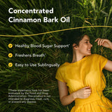 Cinnamol etiqueta detalle, aroma canela intenso, información clara para dosis.