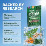 Gominas Clean Nutra Moringa en frasco, muestra ingredientes clave para apoyo inmunitario.