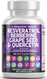 Clean Nutraceuticals Resveratrol Berberina cápsulas en primer plano para uso diario