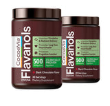 CocoaVia botella vertiendo flavanoles para soporte cardiovascular y flujo sanguíneo.