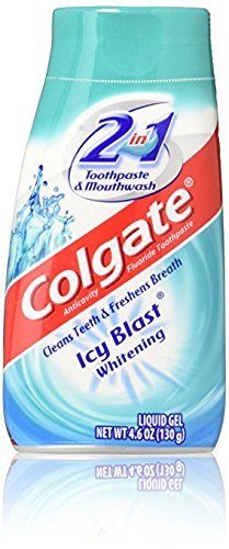 Colgate 2 en 1, blanqueamiento y enjuague suave para aliento fresco.