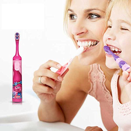 Colgate Kids Trolls, botón encendido/apagado cómodo para niños.