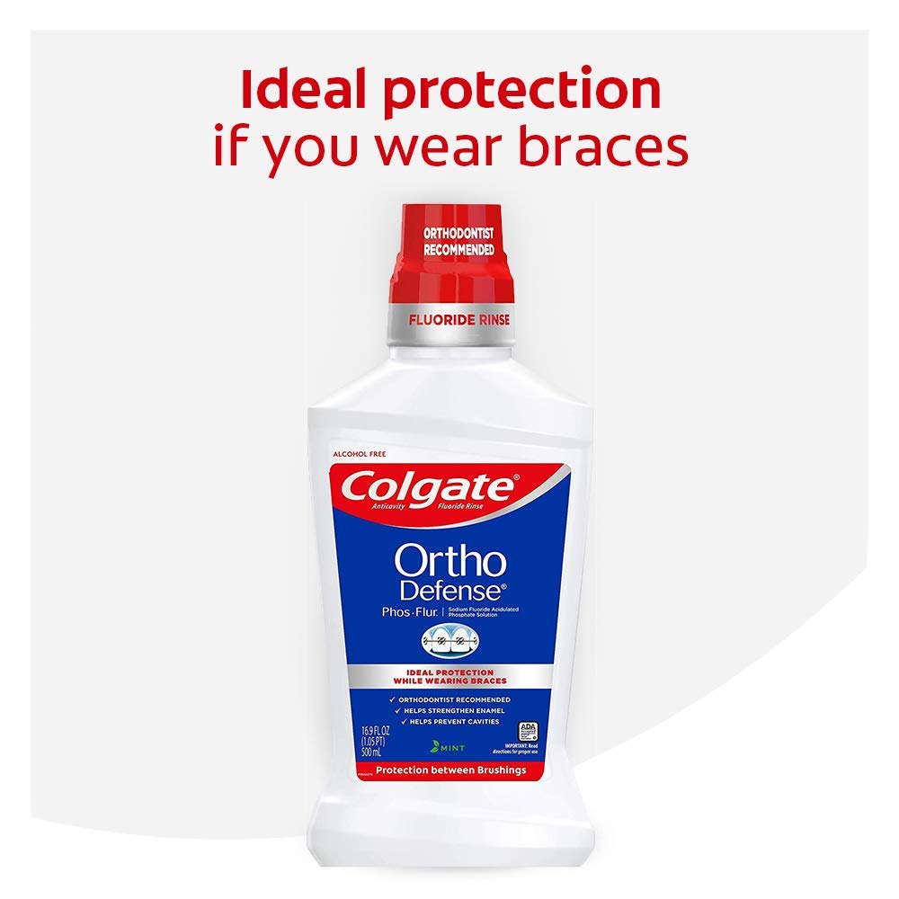 Colgate Phos-Flur sin alcohol, opción suave para enjuague bucal diario.