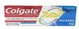 Tubo Colgate Total en primer plano, blanqueamiento suave para sonrisas brillantes