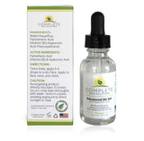 Textura cremosa del gel B5 de COMPLETE SKIN SOLUTIONS que se absorbe rápido.