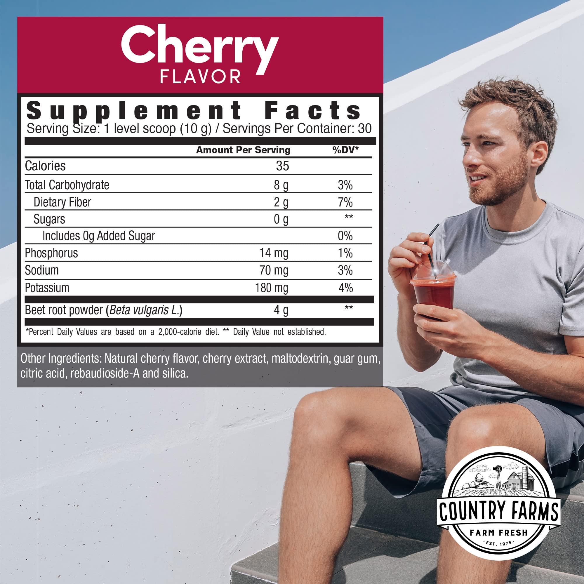 Cuchara medidora de Country Farms Bountiful Beets Powder para mezclar en batidos o agua.