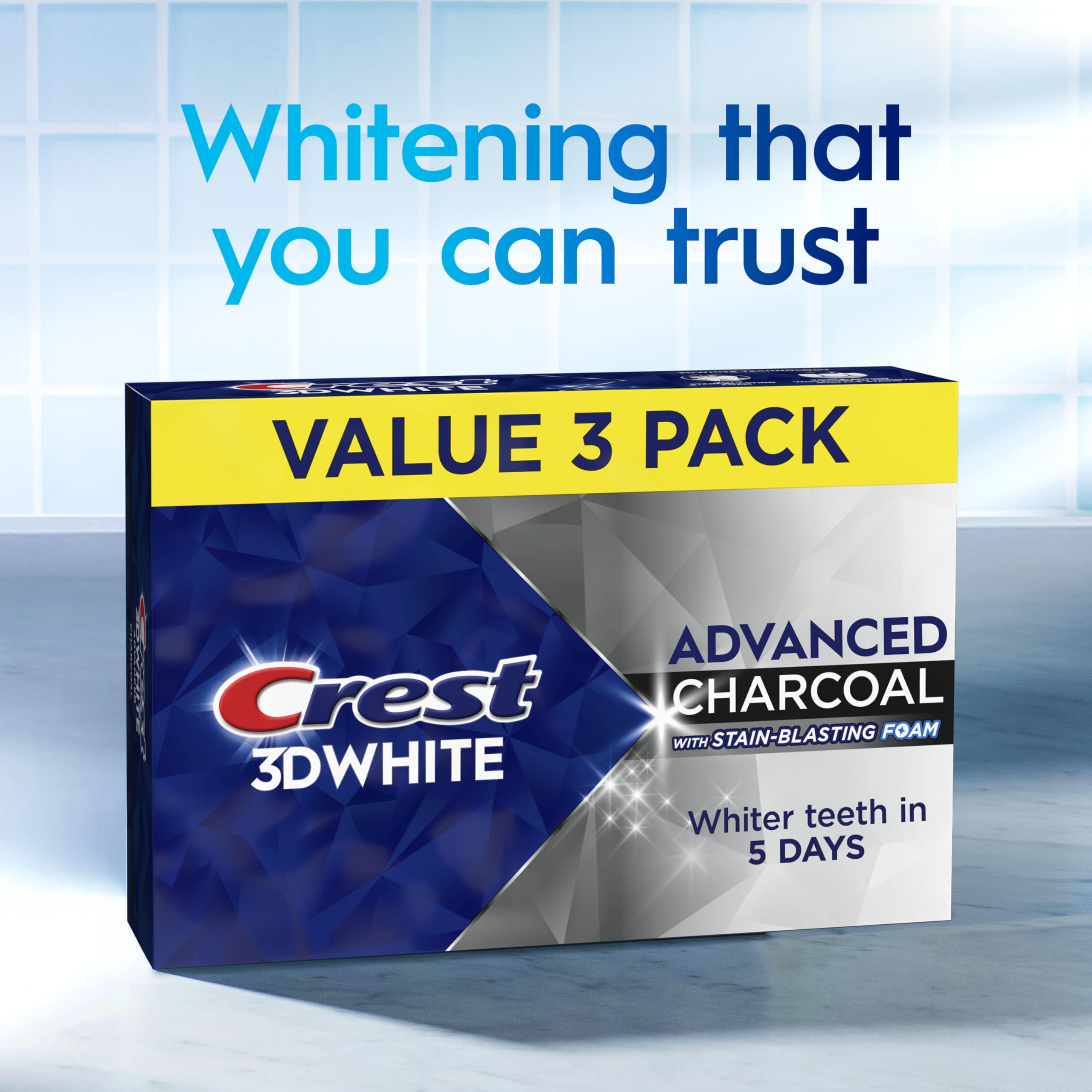 Crest 3D White Advanced Charcoal, aliento fresco durante horas tras cepillarse.