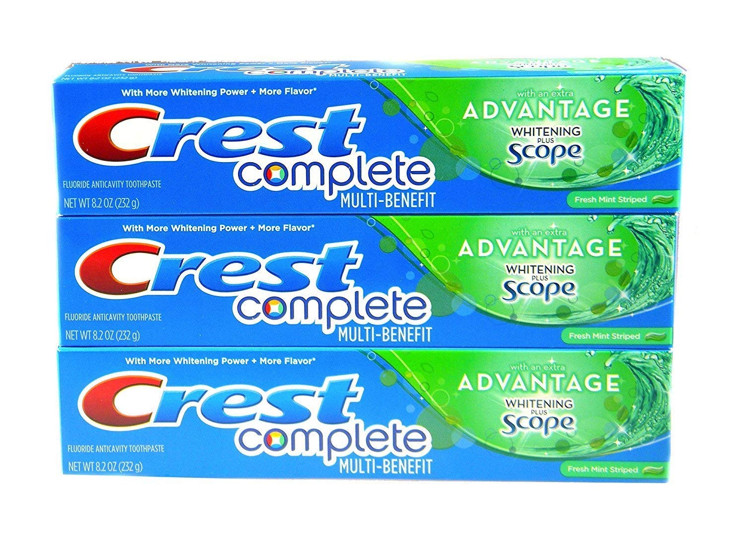 Crest Completa Multi-Beneficios con Scope, tubo de pasta de menta fresca para aliento duradero.